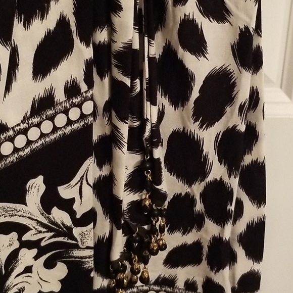 Black and White Dress - Picture 2 of 5